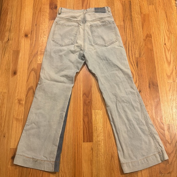 Revice Distressed Star Jeans - Picture 8 of 9